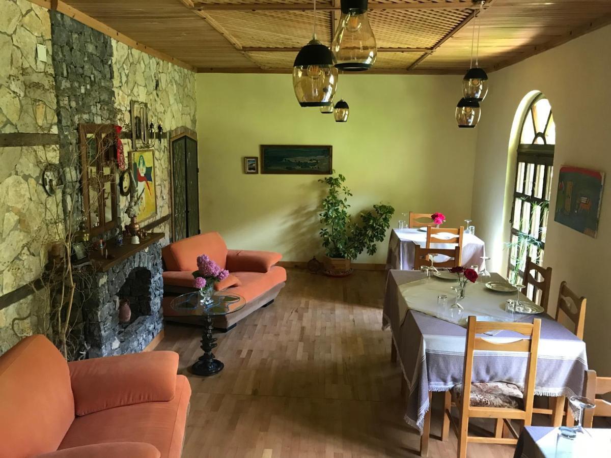 Guest House Lini Exterior foto