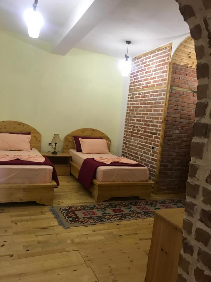 Guest House Lini Exterior foto