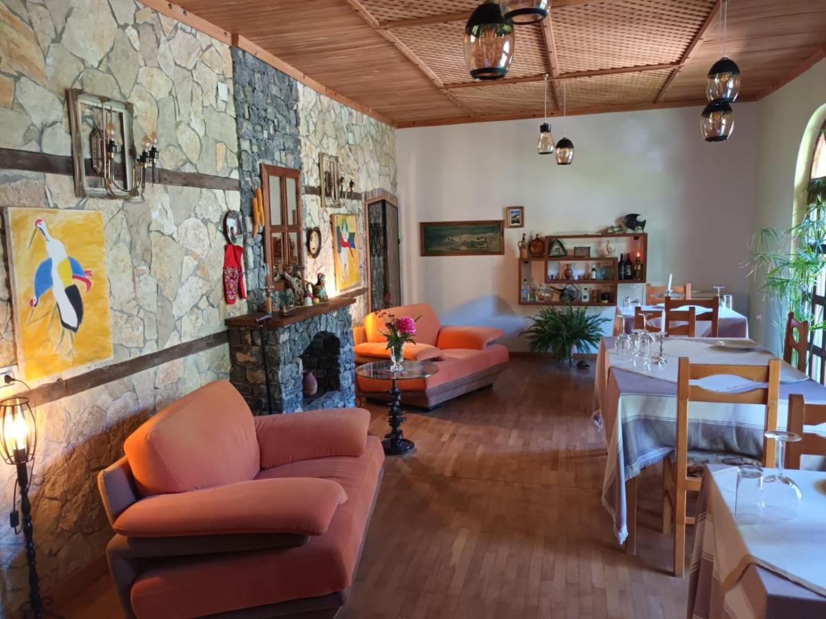 Guest House Lini Exterior foto