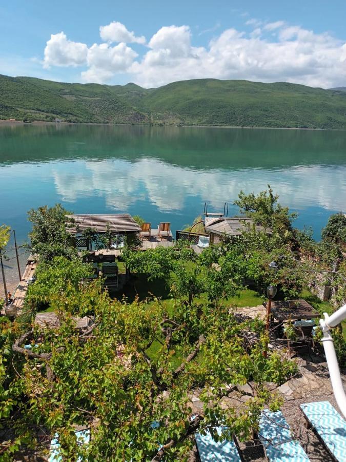 Guest House Lini Exterior foto