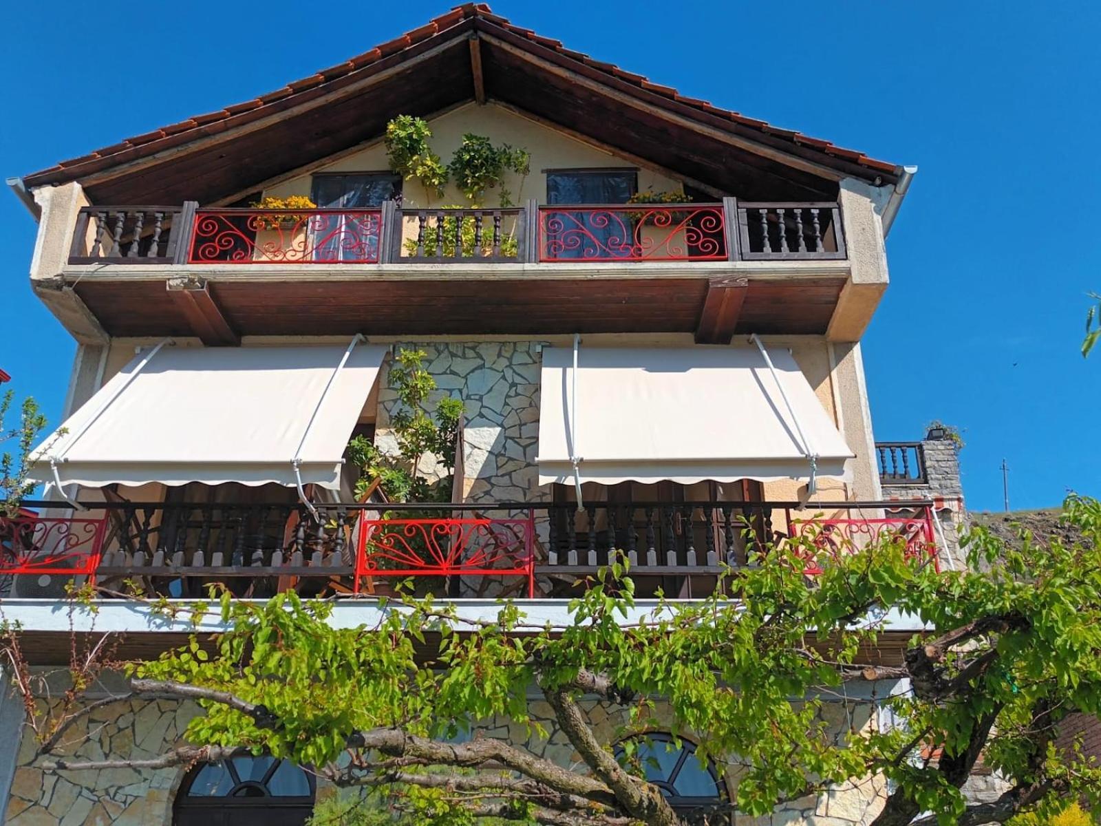 Guest House Lini Exterior foto